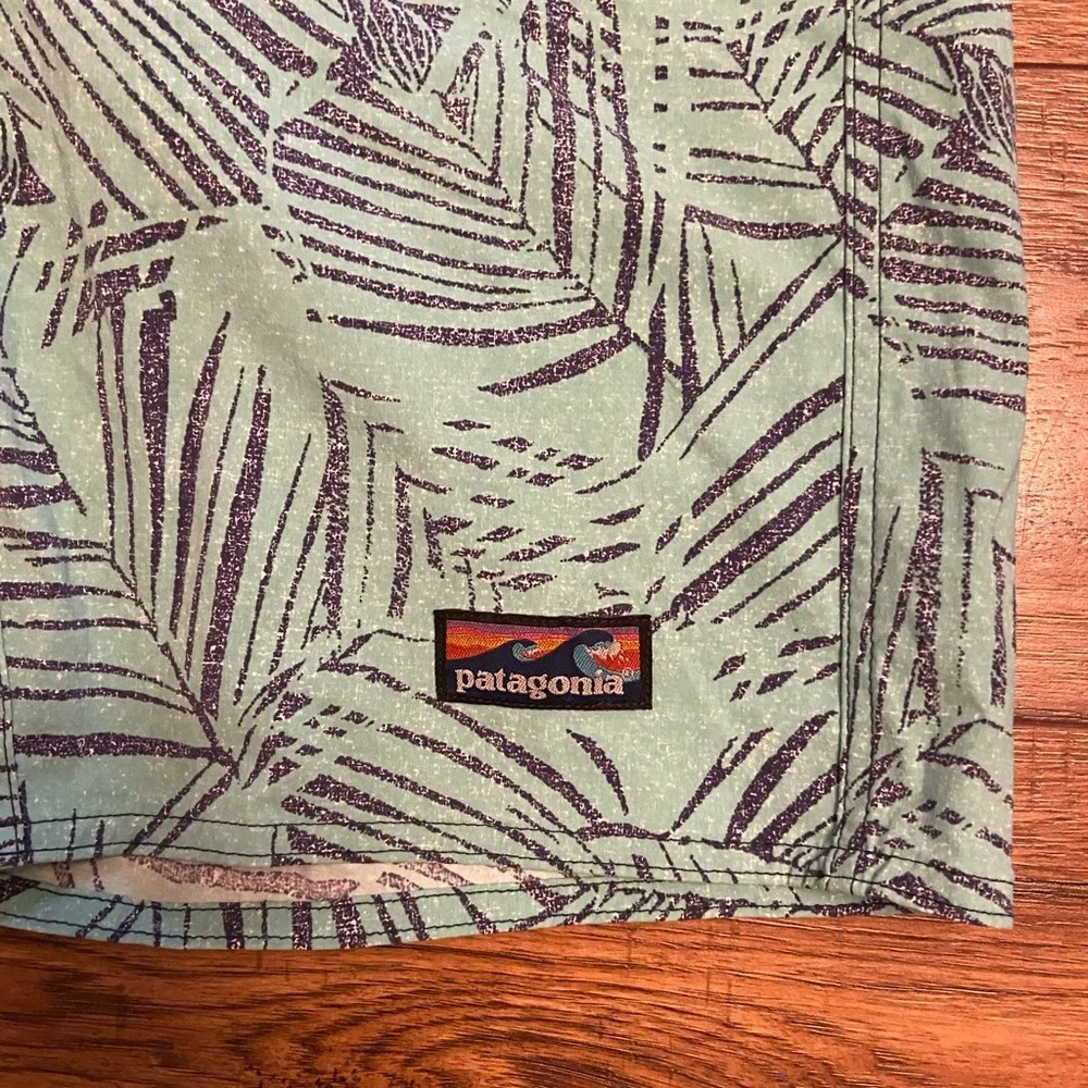 Patagonia Wavefarer Board Short Mens 30 Green Printed Beach Travel Fishing Swim